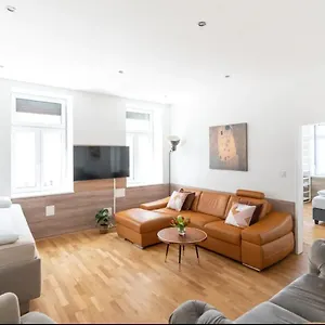  Apartament Comfortable 1100 With Contactless Check-in
