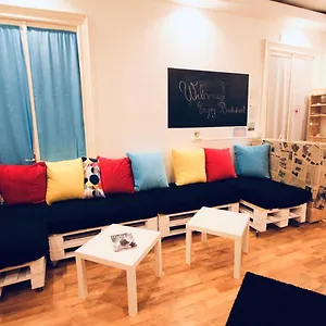 Cloud 9 House Appartamento Bucarest