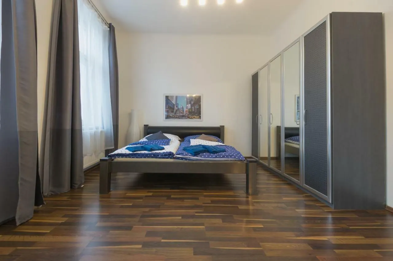 Spacious Apartment In Center With Terrace Vienna Austria